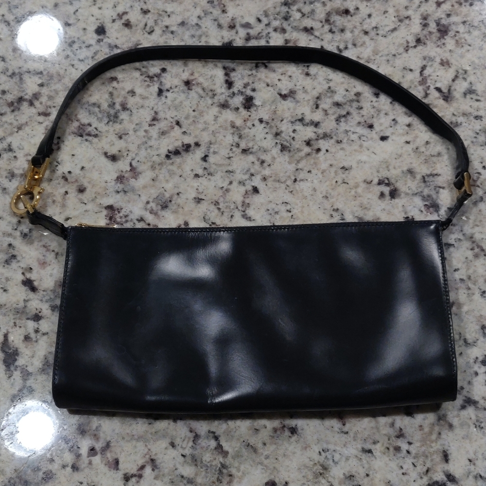 Salvatore FerragamoAu-21-2306 Black Canvas and Leather Shoulder Bag10"L x...